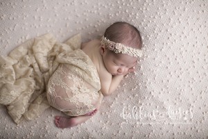 Dallas Twin Newborn Photographer