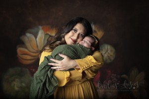 Dallas Motherhood Photographer