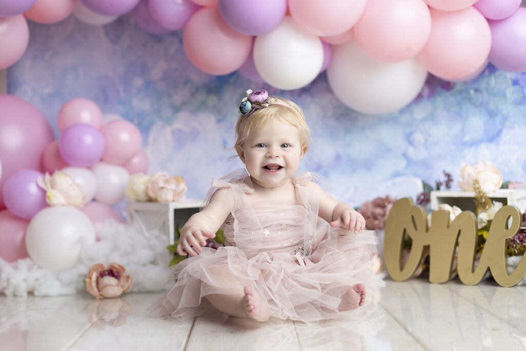 Pretty baby in pink and her cake smash photo session 