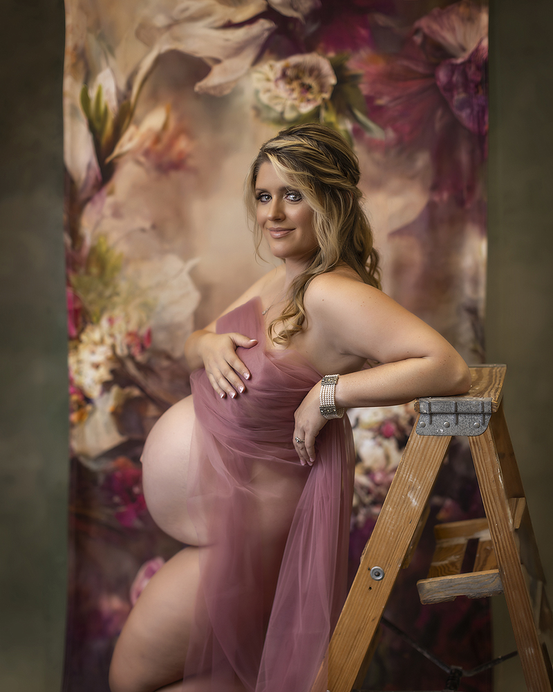 maternity session dropped in pink tulle