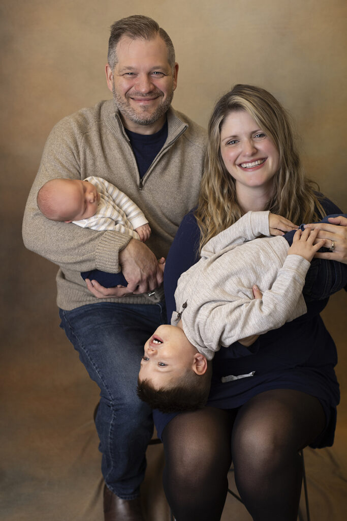 Family wiht toddler and newborn